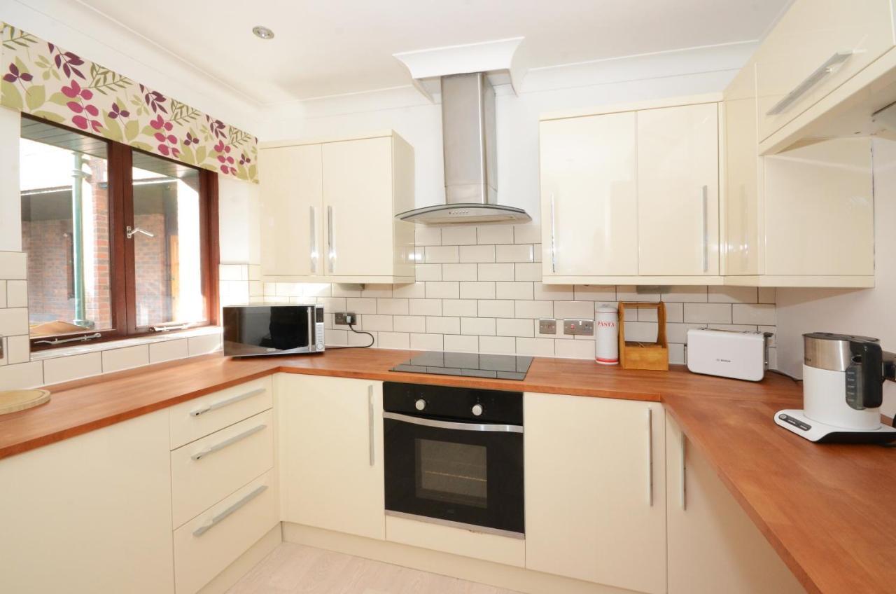 Apartment 5 In York * York